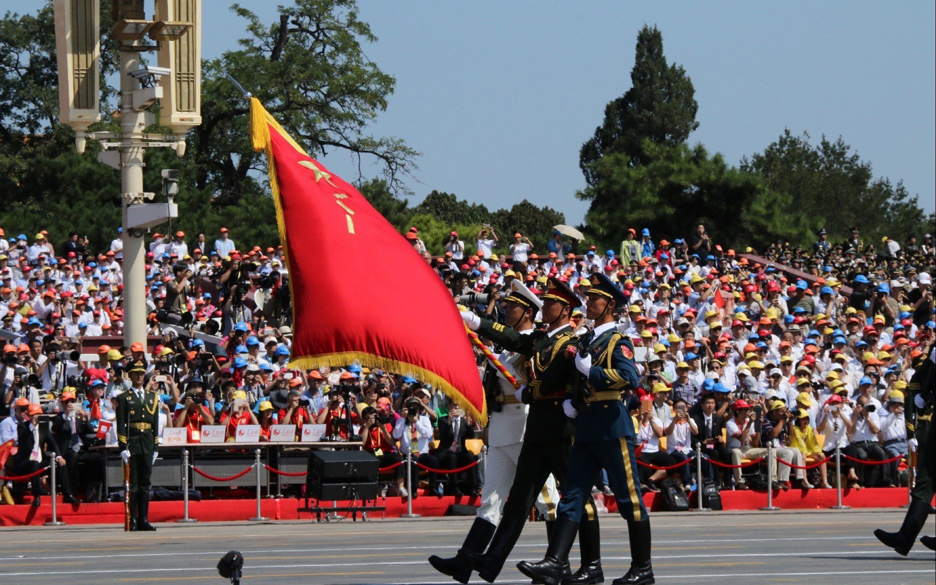 乐鱼vip-足球训练室内战术模型教学正式推广，足球室内训练视频
