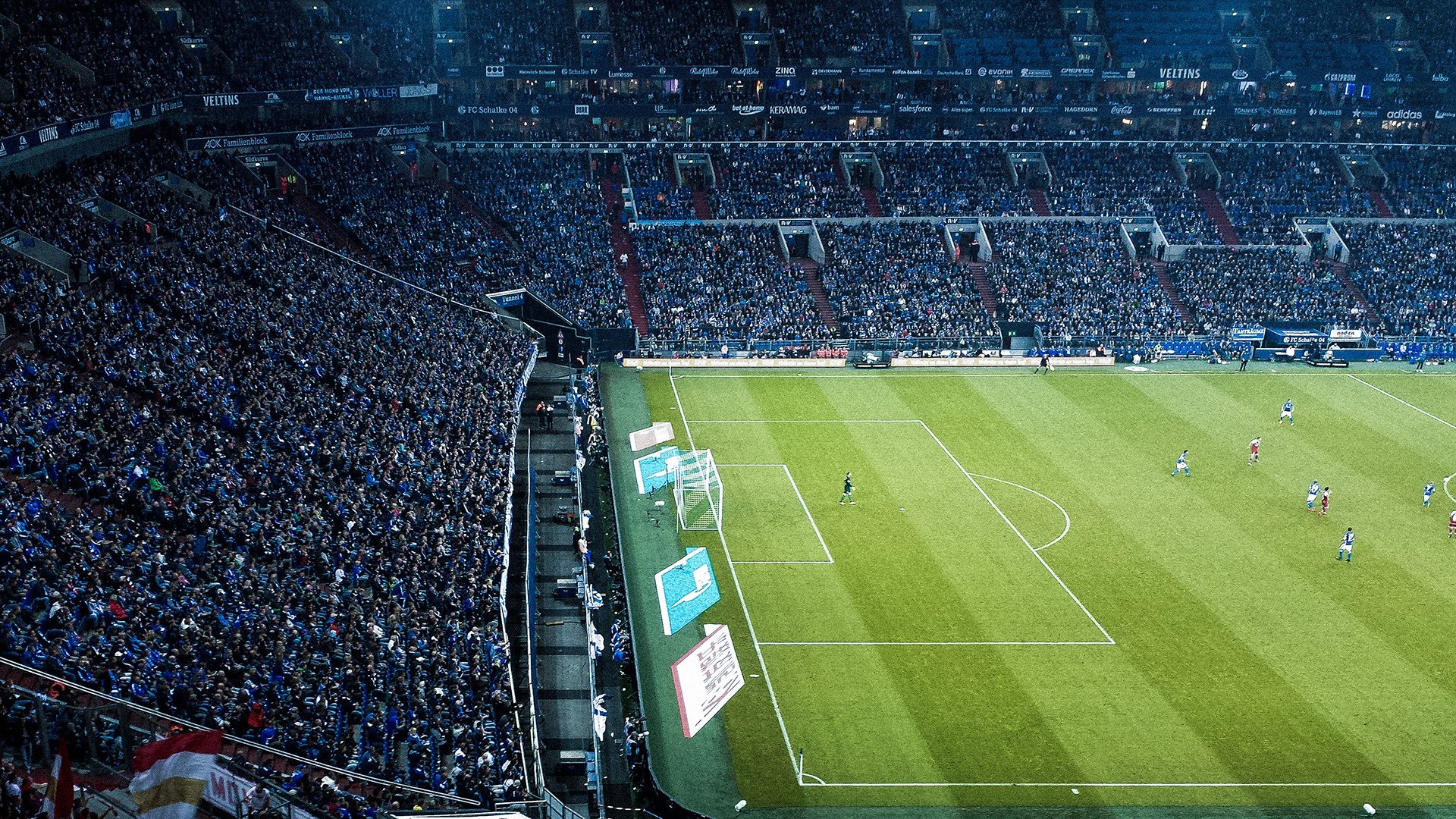 法甲焦点战 巴黎3比2绝杀摩纳哥 姆巴佩补时世界波点燃王子公园